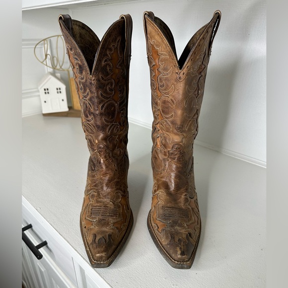Ariat Brown Embroidered Western Cowgirl Boots – Women’s Size 8B - Picture 2 of 8